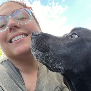 Meet your Posher, Holly